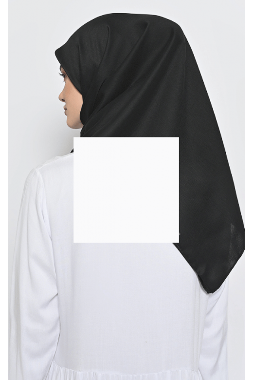 Hijab Segi Empat Voal Lily Jahit Tepi Black